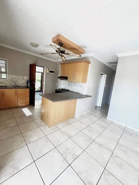 To Let 3 Bedroom Property for Rent in Reebok Western Cape